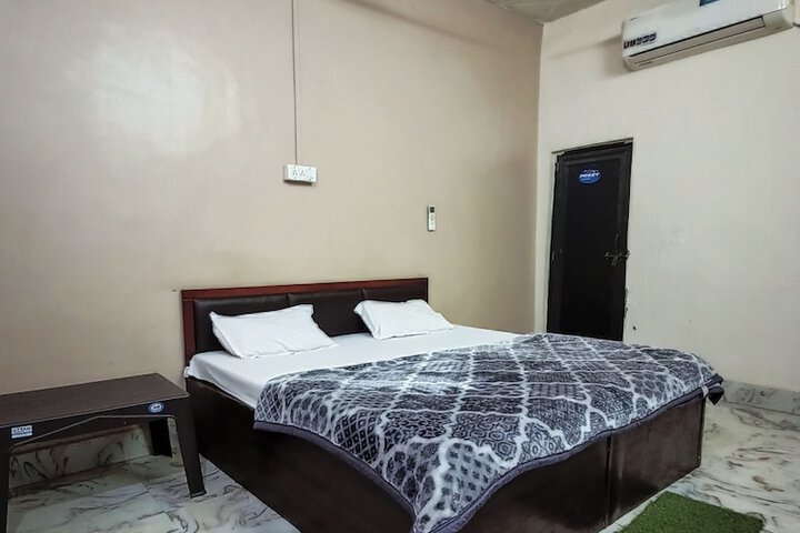 Room 7 of 10
