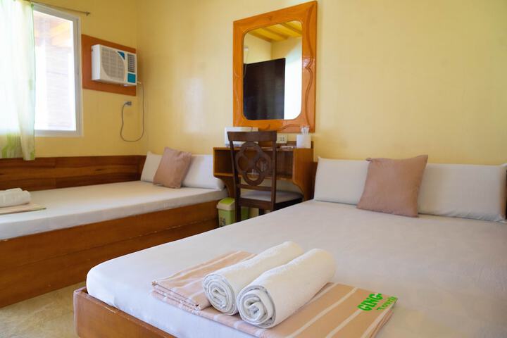 Room 45 of 118
