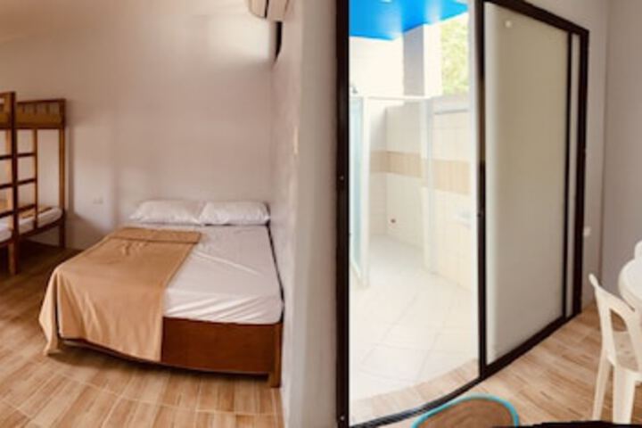 Room 12 of 34