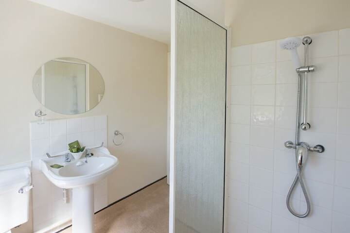 Room 18 of 47