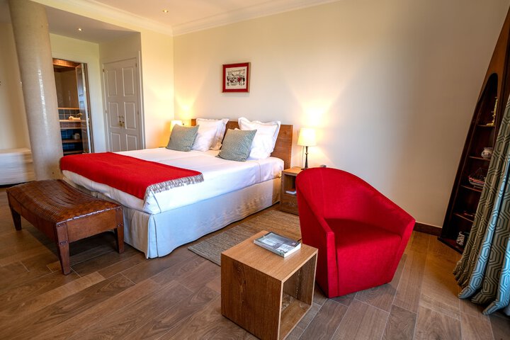 Room 6 of 34