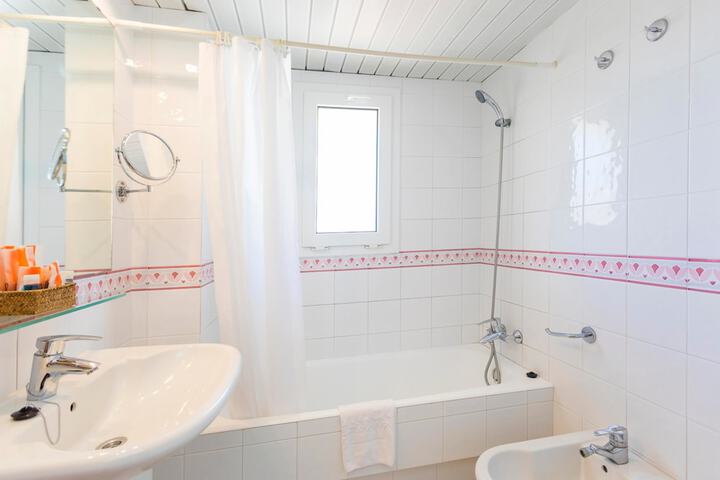 Bath Interior