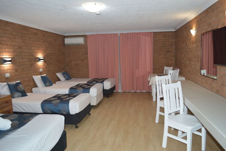Room 5 of 29