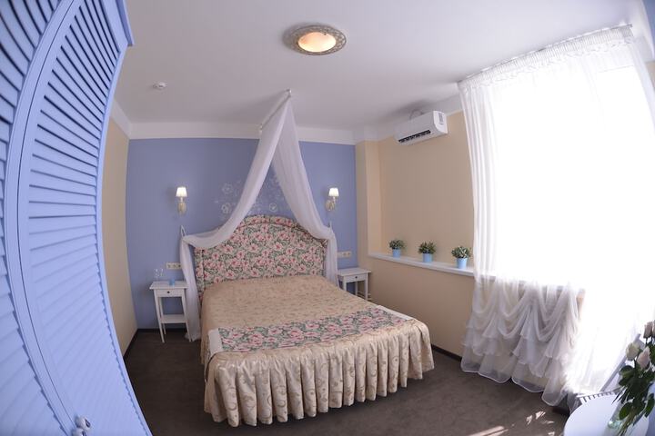 Room 62 of 73