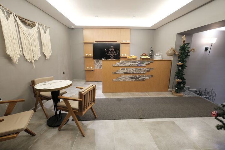 Spa 82 of 129