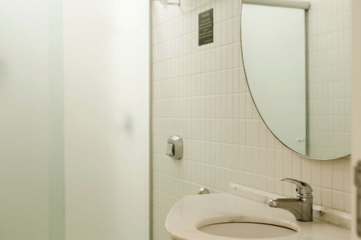 Room 20 of 72