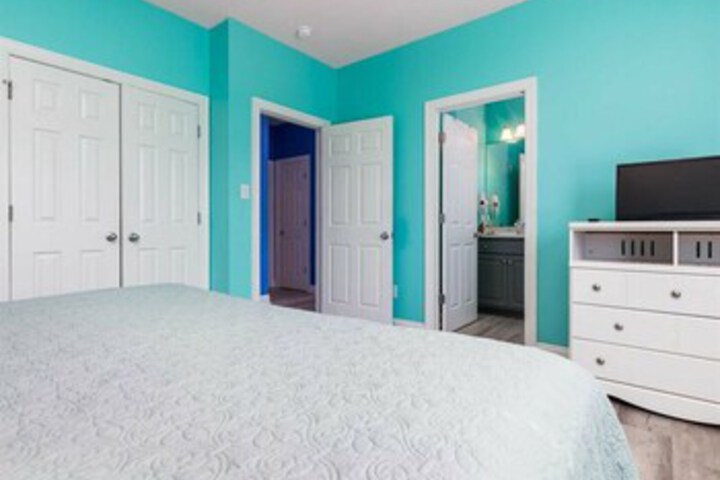Room 36 of 36
