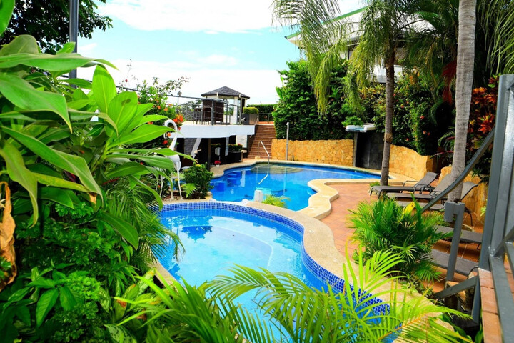 Pool 19 of 178