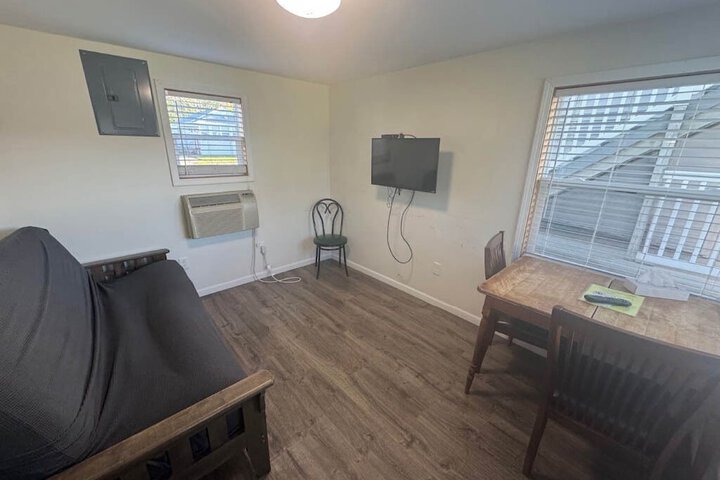 Room 41 of 59
