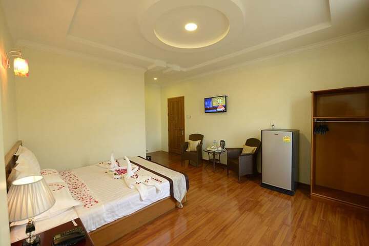 Room 7 of 34