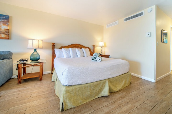 Room 114 of 235