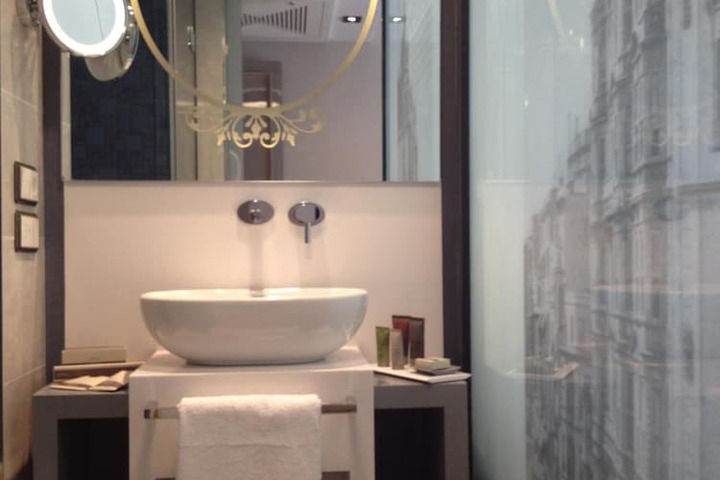 Clean Restrooms