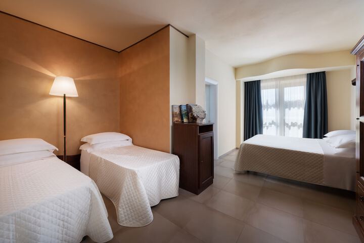 Room 19 of 62