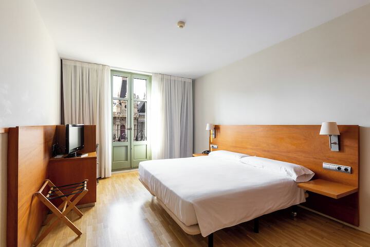 Room 30 of 75