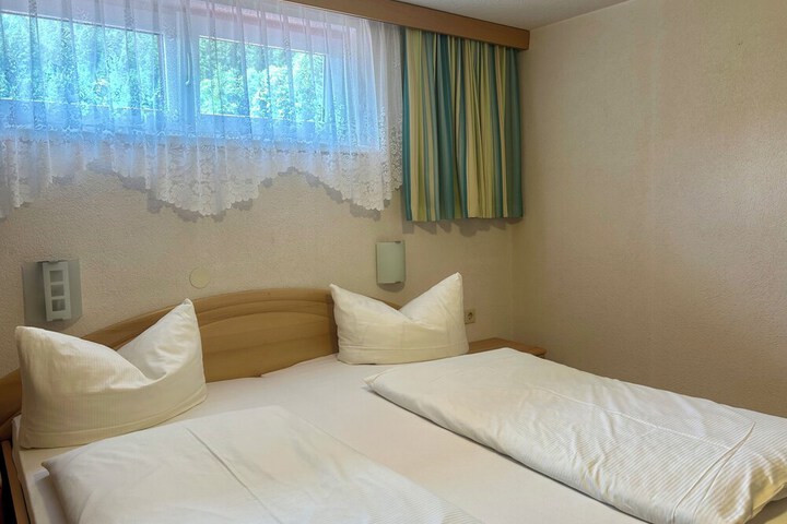 Room 104 of 114