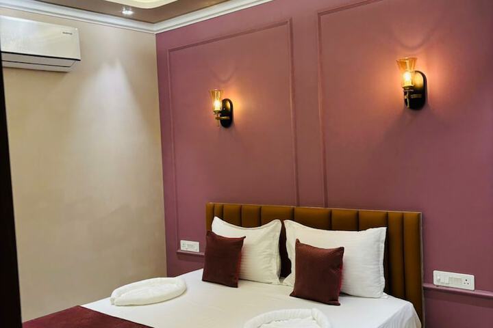 Room 4 of 21