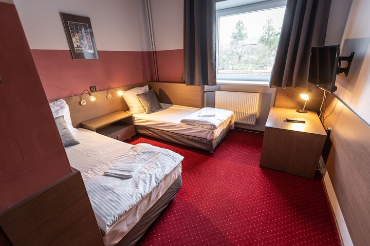 Room 2 of 12