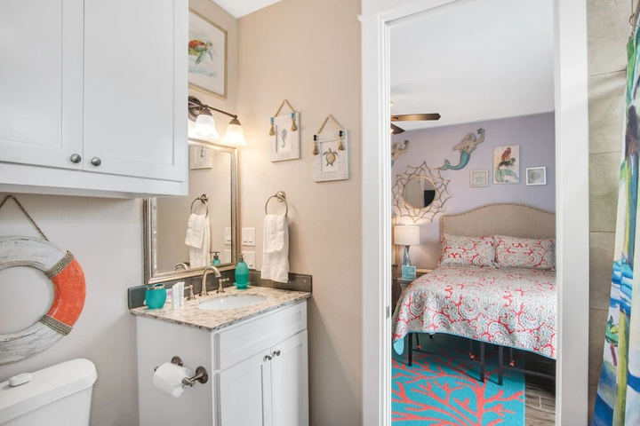 Room 2 of 19