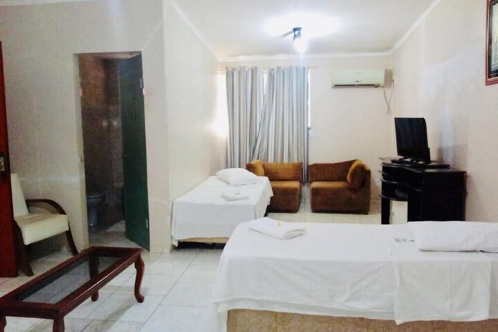 Room 5 of 34