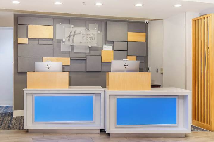 Hotel 60 of 61