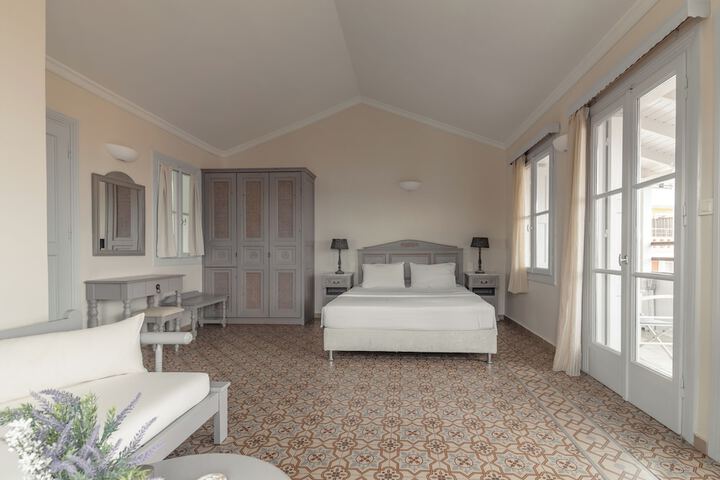 Room 65 of 238