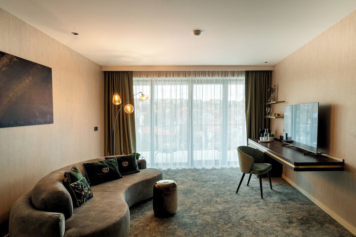 Room 26 of 58