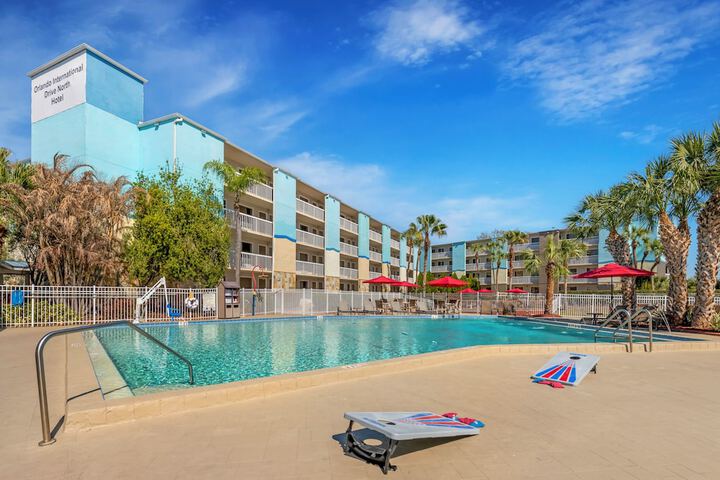 Pools & Facilities