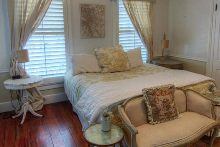Room 4 of 58