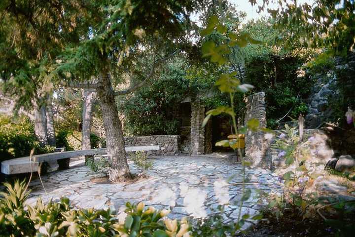 Property Grounds 22 of 31