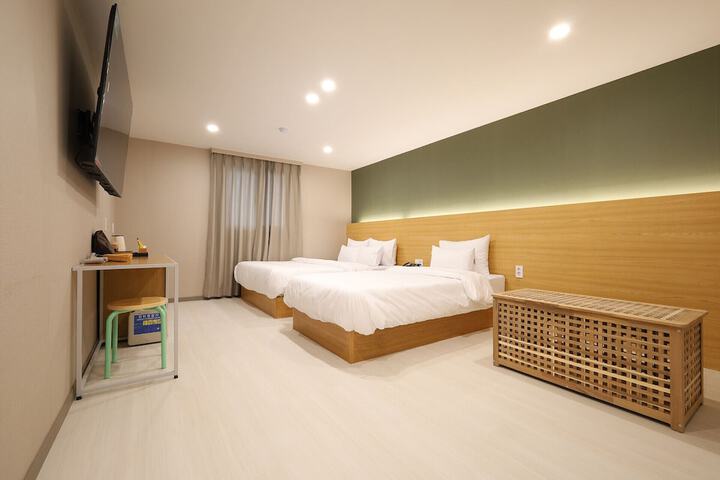Room 39 of 62
