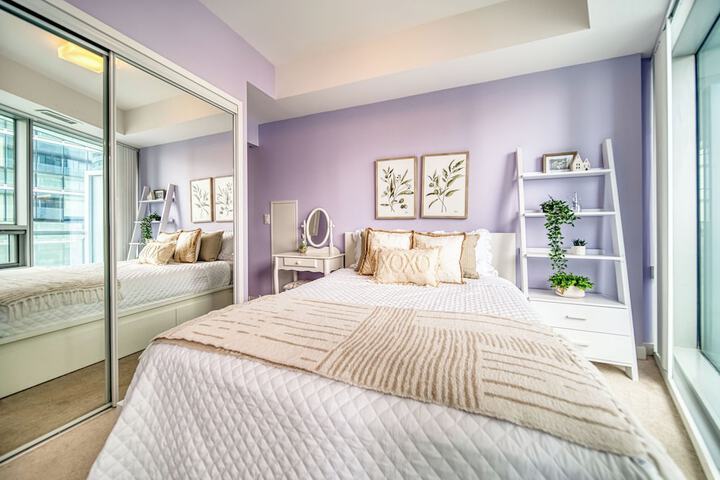 Room 47 of 185
