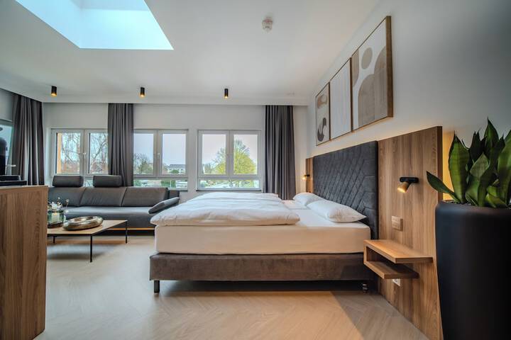 Room 13 of 70