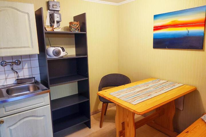Room 4 of 14