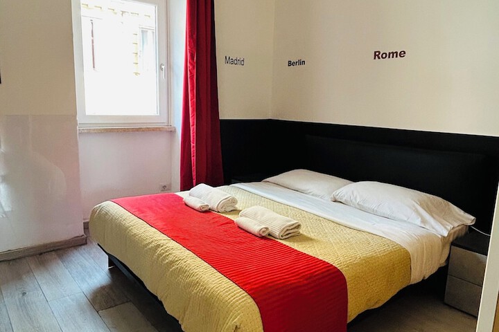 Room 6 of 78