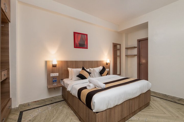 Room 5 of 19
