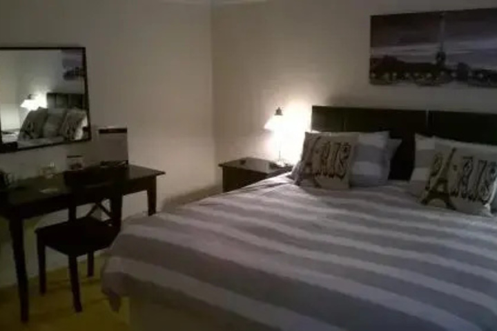 Room 2 of 12