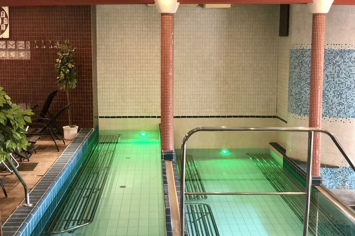 Spa 36 of 60