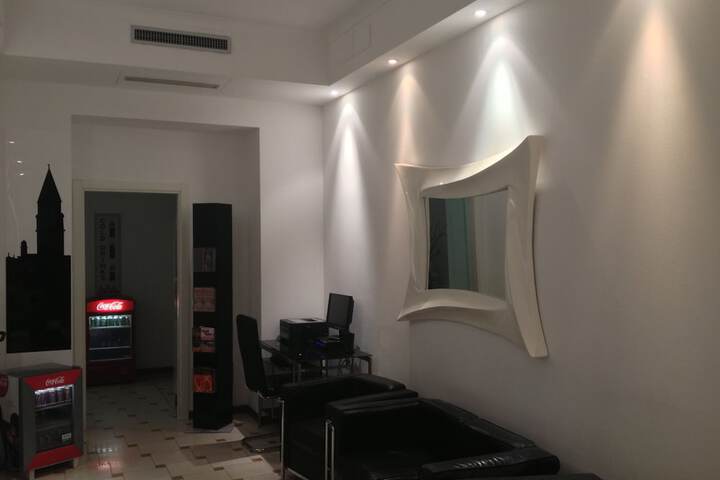 Guest Lobby