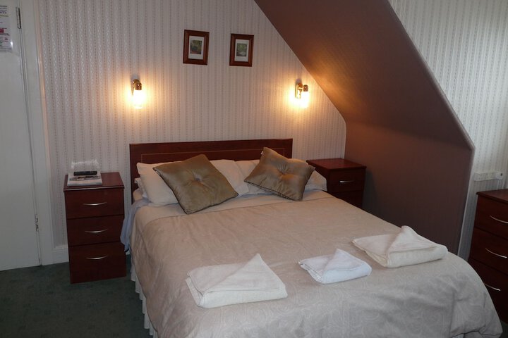 Room 5 of 35