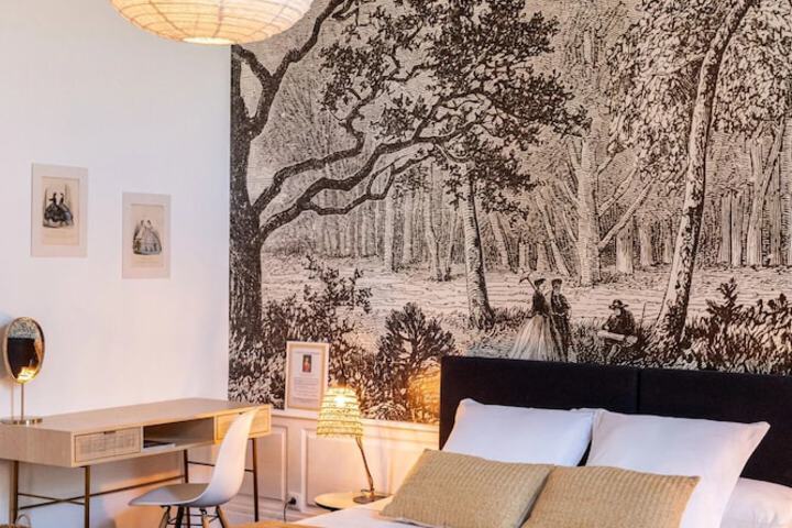 Room 15 of 28