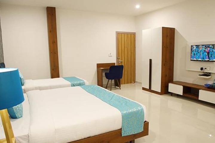 Room 18 of 34