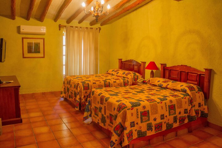 Room 4 of 44