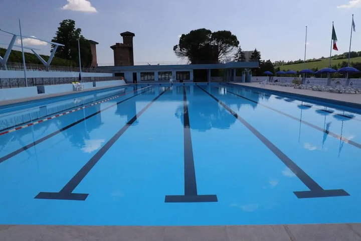 Pool 13 of 21