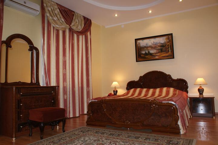 Room 19 of 47