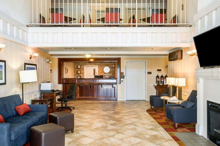 Hotel Interior 3 of 38