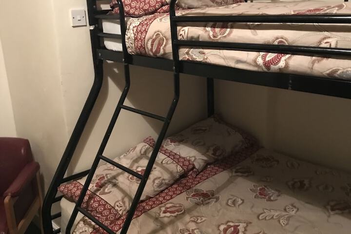 Room 29 of 48