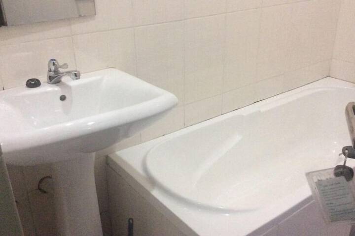 Room 15 of 25