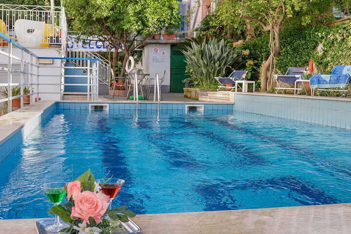 Pool 47 of 69