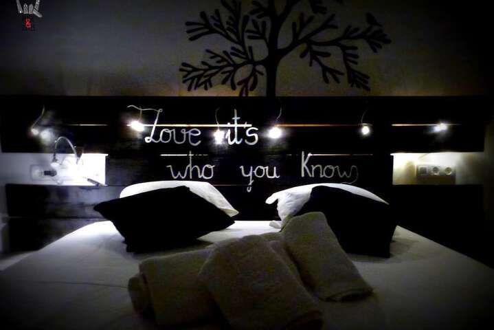 Room 5 of 14