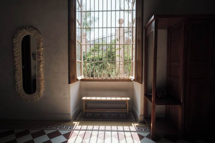 Room 68 of 222